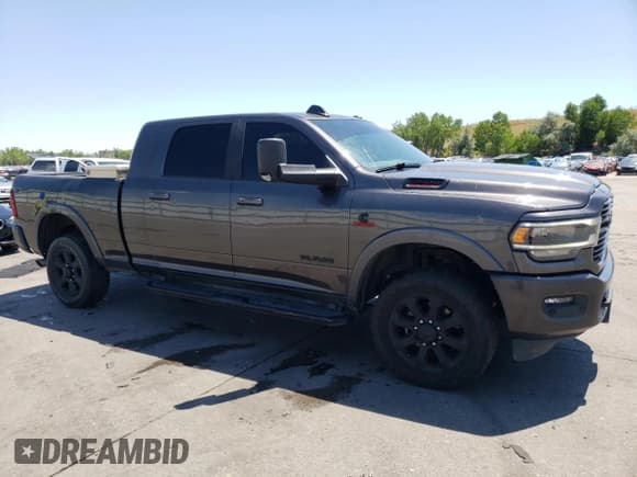 ✅ 2022 Ram 2500 Laramie • VIN: 3C6UR5NL3NG324092 • Лот: 62685884. Опубликован ранее на Copart с пробегом 110 265 миль. Бесплатный доступ к архиву аукционных продаж из США и подробный отчёт об истории автомобиля на DreamBid. Изображение 4.