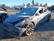 ✅ 2020 Tesla Model 3 Performance • VIN: 5YJ3E1EC1LF646998 • Lot: 41537880. Wystawiony na IAAI z przebiegiem Nie podano. Bezpłatny archiwum sprzedaży aukcyjnych z USA i szczegółowy raport historii pojazdu na DreamBid. Zdjęcie 16.