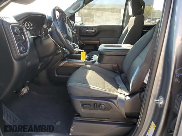 ✅ 2020 Chevrolet Silverado 1500 RST • VIN: 1GCRYEED0LZ362175 • Lot: 80844925. Listed on Copart with 61,469 mi. Free auction sales archive from the USA and detailed vehicle history report at DreamBid. Image 7.