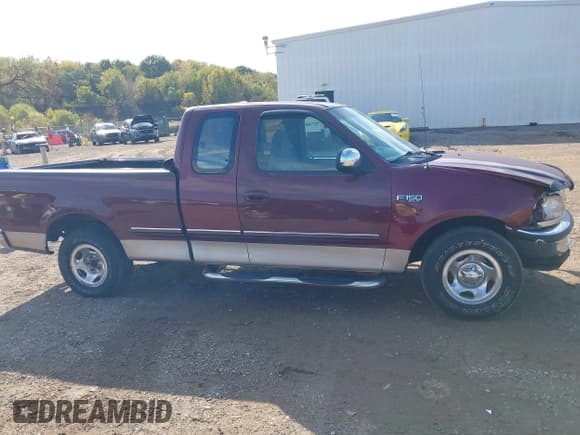 ✅ 1997 Ford F-150 • VIN: 1FTDX1761VKD46227 • Lot: 43452182. Listed on IAAI with 198,636 mi. Free auction sales archive from the USA and detailed vehicle history report at DreamBid. Image 13.