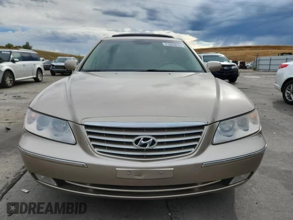 ✅ 2006 Hyundai Azera SE • VIN: KMHFC46F36A121950 • Lot: 71303815. Listed on Copart with 125,217 mi. Free auction sales archive from the USA and detailed vehicle history report at DreamBid. Image 5.