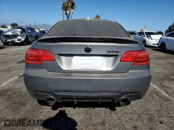 ✅ 2012 BMW 3 Series 335i • VIN: WBAKG7C56CE263215 • Lot: 68337425. Listed on Copart with 140,475 mi. Free auction sales archive from the USA and detailed vehicle history report at DreamBid. Image 6.