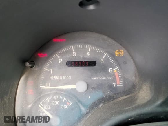 ✅ 2000 Pontiac Grand Am SE1 • VIN: 1G2NF52E7YM865163 • Lot: 48980595. Wystawiony na Copart z przebiegiem 198 303 mil. Bezpłatny archiwum sprzedaży aukcyjnych z USA i szczegółowy raport historii pojazdu na DreamBid. Zdjęcie 9.