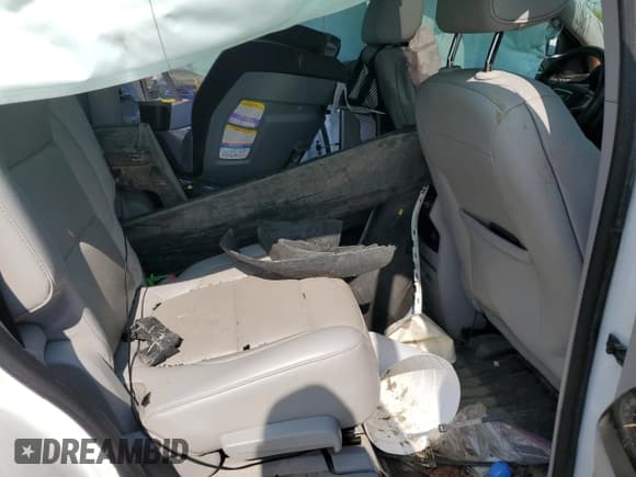 ✅ 2017 GMC Acadia SLT • VIN: 1GKKNNLS4HZ316744 • Lot: 60147145. Wystawiony na Copart z przebiegiem 100 972 mil. Bezpłatny archiwum sprzedaży aukcyjnych z USA i szczegółowy raport historii pojazdu na DreamBid. Zdjęcie 11.