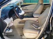 ✅ 2013 Lexus RX 350 • VIN: JTJBK1BA5D2458672 • Lot: 84048245. Wystawiony na Copart z przebiegiem Nie podano. Bezpłatny archiwum sprzedaży aukcyjnych z USA i szczegółowy raport historii pojazdu na DreamBid. Zdjęcie 7.