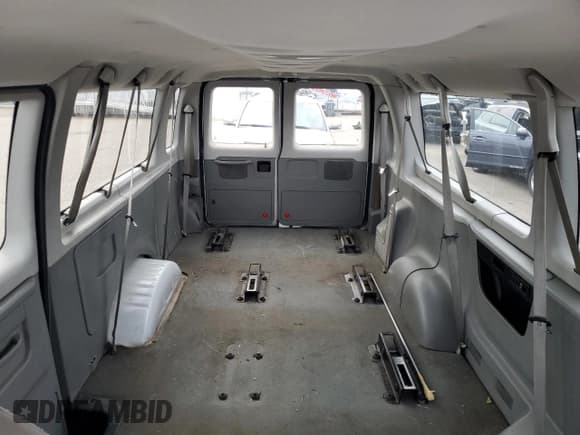 ✅ 2009 Ford Econoline Passenger XL • VIN: 1FBSS31L99DA65162 • Lot: 60298725. Listed on Copart with 93,634 mi. Free auction sales archive from the USA and detailed vehicle history report at DreamBid. Image 10.