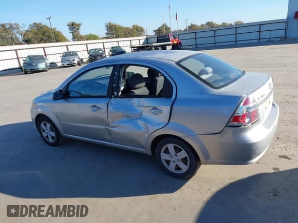 ✅ 2008 Chevrolet Aveo LS • VIN: KL1TD566X8B109745 • Lot: 43622092. Listed on IAAI with 198,028 mi. Free auction sales archive from the USA and detailed vehicle history report at DreamBid. Image 14.
