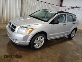 ✅ 2007 Dodge Caliber SXT • VIN: 1B3HB48BX7D508250 • Лот: 90066605. Опубликован ранее на Copart с пробегом 92 470 миль. Бесплатный доступ к архиву аукционных продаж из США и подробный отчёт об истории автомобиля на DreamBid. Изображение 1.