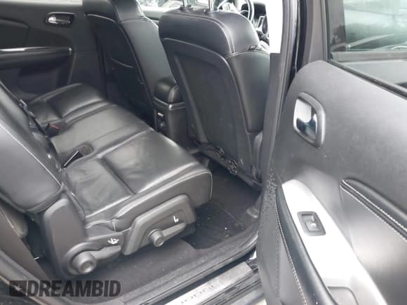 ✅ 2016 Dodge Journey R/T • VIN: 3C4PDDFG7GT102133 • Лот: 43316782. Опубликован ранее на IAAI с пробегом 80 573 миль. Бесплатный доступ к архиву аукционных продаж из США и подробный отчёт об истории автомобиля на DreamBid. Изображение 8.