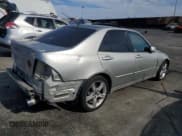 ✅ 2004 Lexus IS 300/350 • VIN: JTHBD192540083324 • Лот: 70375225. Опубликован ранее на Copart с пробегом 157 219 миль. Бесплатный доступ к архиву аукционных продаж из США и подробный отчёт об истории автомобиля на DreamBid. Изображение 3.