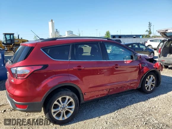 ✅ 2018 Ford Escape SE • VIN: 1FMCU9GD8JUD16329 • Lot: 69762495. Wystawiony na Copart z przebiegiem 152 119 mil. Bezpłatny archiwum sprzedaży aukcyjnych z USA i szczegółowy raport historii pojazdu na DreamBid. Zdjęcie 3.