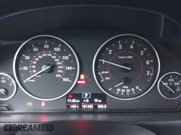 ✅ 2015 BMW 4 Series 428i • VIN: WBA4A5C52FD410686 • Lot: 43260133. Wystawiony na IAAI z przebiegiem 181 445 mil. Bezpłatny archiwum sprzedaży aukcyjnych z USA i szczegółowy raport historii pojazdu na DreamBid. Zdjęcie 7.