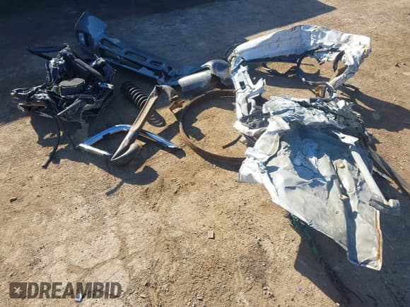 ✅ 2013 Ram 2500 Laramie • VIN: 3C6UR5FL2DG584612 • Lot: 41007044. Wystawiony na IAAI z przebiegiem Nie podano. Bezpłatny archiwum sprzedaży aukcyjnych z USA i szczegółowy raport historii pojazdu na DreamBid. Zdjęcie 11.