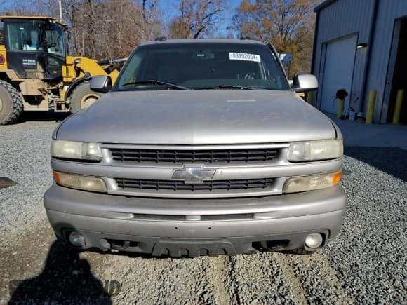 ✅ 2005 Chevrolet Suburban LT • VIN: 3GNFK16Z45G247581 • Лот: 83992054. Опубликован ранее на Copart с пробегом 315 708 миль. Бесплатный доступ к архиву аукционных продаж из США и подробный отчёт об истории автомобиля на DreamBid. Изображение 5.