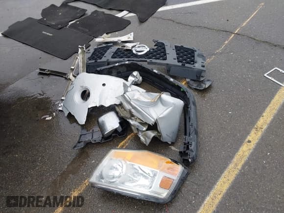 ✅ 2012 Nissan Armada SV • VIN: 5N1AA0ND6CN612039 • Lot: 43732861. Listed on IAAI with 185,079 mi. Free auction sales archive from the USA and detailed vehicle history report at DreamBid. Image 12.