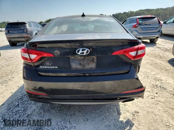 2016 Hyundai Sonata 2.4L z VIN 5NPE24AF7GH385189, wystawiony jako Copart lot #80152425 z przebiegiem 193 394 mil mil oraz Czysty tytuł • Clean title. Historia ofert i sprzedaży dostępna na DreamBid. Obrazek 6.