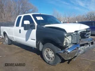 ✅ 1999 Ford F-250 XL • VIN: 1FTNX20F6XEF07127 • Lot: 41661157. Listed on IAAI with 225,319 mi. Free auction sales archive from the USA and detailed vehicle history report at DreamBid. Image 1.