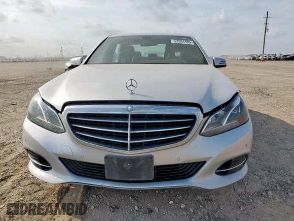✅ 2016 Mercedes-Benz E 350 Luxury • VIN: WDDHF8JB0GB223224 • Lot: 57284405. Listed on Copart with 151,135 mi. Free auction sales archive from the USA and detailed vehicle history report at DreamBid. Image 5.