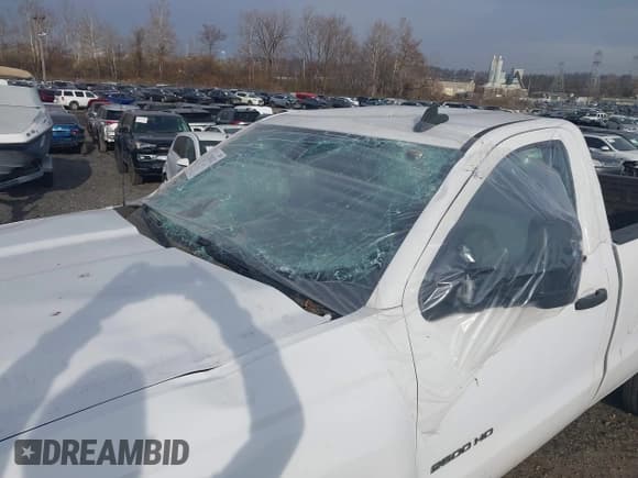 ✅ 2015 Chevrolet Silverado 2500HD Work Truck • VIN: 1GC0KUEG8FZ533922 • Lot: 43788328. Listed on IAAI with 82,758 mi. Free auction sales archive from the USA and detailed vehicle history report at DreamBid. Image 6.