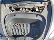 ✅ 2023 Tesla Model 3 • VIN: 5YJ3E1EA1PF404426 • Lot: 82301165. Wystawiony na Copart z przebiegiem 28 295 mil. Bezpłatny archiwum sprzedaży aukcyjnych z USA i szczegółowy raport historii pojazdu na DreamBid. Zdjęcie 11.