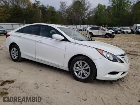 ✅ 2011 Hyundai Sonata GLS • VIN: 5NPEB4AC8BH180351 • Lot: 51241924. Listed on Copart with 137,035 mi. Free auction sales archive from the USA and detailed vehicle history report at DreamBid. Image 4.