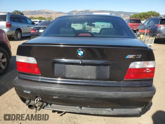 1998 BMW 3 Series M3s with VIN WBSCD9327WEE08697, listed as a Copart auction lot 64621925 with 249,221 mi miles and Salvage title. Bid and sale history available at DreamBid. Image 6.