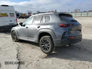 ✅ 2023 Mazda CX-50 S Preferred Plus • VIN: 7MMVABCM1PN108900 • Лот: 37150303. Опубликован ранее на Copart с пробегом Не указан. Бесплатный доступ к архиву аукционных продаж из США и подробный отчёт об истории автомобиля на DreamBid. Изображение 2.