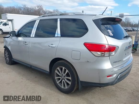 ✅ 2014 Nissan Pathfinder SV • VIN: 5N1AR2MM7EC706970 • Lot: 41815736. Listed on IAAI with 163,746 mi. Free auction sales archive from the USA and detailed vehicle history report at DreamBid. Image 3.