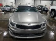 ✅ 2016 Kia Optima LX Turbo • VIN: 5XXGT4L16GG077448 • Lot: 89912835. Wystawiony na Copart z przebiegiem 150 753 mil. Bezpłatny archiwum sprzedaży aukcyjnych z USA i szczegółowy raport historii pojazdu na DreamBid. Zdjęcie 5.