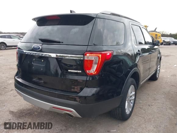 ✅ 2016 Ford Explorer XLT • VIN: 1FM5K7D87GGA75719 • Лот: 43796766. Опубликован ранее на IAAI с пробегом 195 908 миль. Бесплатный доступ к архиву аукционных продаж из США и подробный отчёт об истории автомобиля на DreamBid. Изображение 4.