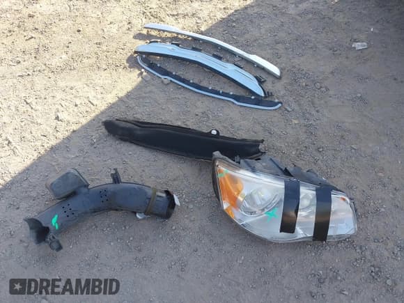 ✅ 2014 Chrysler Town & Country Touring L • VIN: 2C4RC1CG6ER304525 • Lot: 43091323. Listed on IAAI with 151,986 mi. Free auction sales archive from the USA and detailed vehicle history report at DreamBid. Image 12.