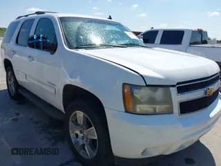 ✅ 2012 Chevrolet Tahoe LT • VIN: 1GNSCBE04CR102302 • Lot: 43202041. Listed on IAAI with 212,653 mi. Free auction sales archive from the USA and detailed vehicle history report at DreamBid. Image 1.