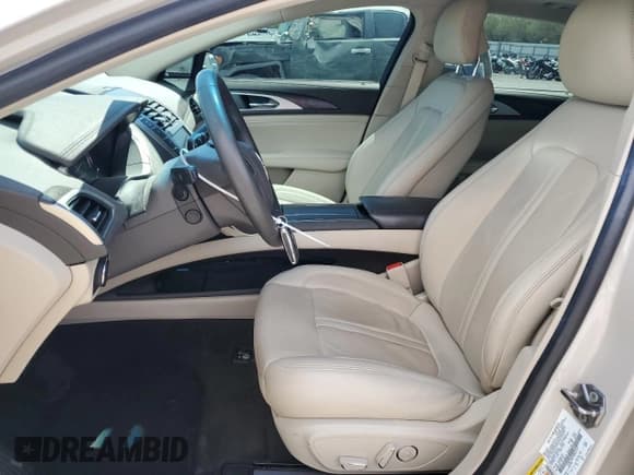 ✅ 2019 Lincoln MKZ Hybrid Reserve II • VIN: 3LN6L5MU1KR621077 • Lot: 66225905. Listed on Copart with 40,286 mi. Free auction sales archive from the USA and detailed vehicle history report at DreamBid. Image 7.