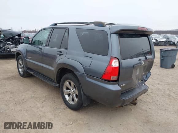 ✅ 2007 Toyota 4Runner Limited • VIN: JTEBT17R070067424 • Lot: 41504146. Listed on IAAI with 257,422 mi. Free auction sales archive from the USA and detailed vehicle history report at DreamBid. Image 3.