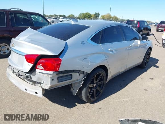 ✅ 2017 Chevrolet Impala LT • VIN: 2G1105SA6H9152818 • Lot: 43415222. Wystawiony na IAAI z przebiegiem 138 181 mil. Bezpłatny archiwum sprzedaży aukcyjnych z USA i szczegółowy raport historii pojazdu na DreamBid. Zdjęcie 4.