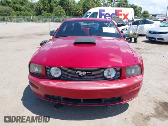 ✅ 2008 Ford Mustang GT Deluxe • VIN: 1ZVHT82H085147779 • Lot: 42927754. Listed on IAAI with 200,463 mi. Free auction sales archive from the USA and detailed vehicle history report at DreamBid. Image 12.