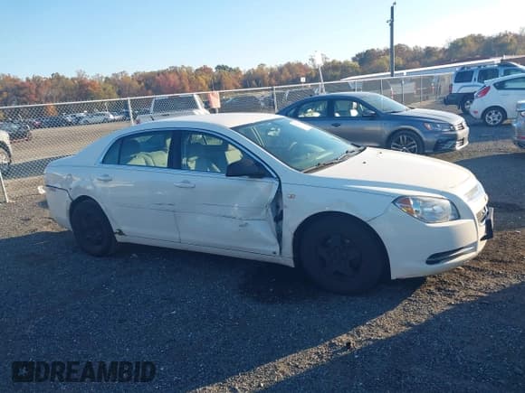 ✅ 2008 Chevrolet Malibu 1LS • VIN: 1G1ZG57B184259536 • Lot: 43531803. Listed on IAAI with 179,942 mi. Free auction sales archive from the USA and detailed vehicle history report at DreamBid. Image 13.