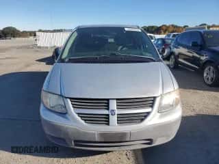 2007 Dodge Caravan SE с VIN 1D4GP25R27B228693, выставлен на аукционе Copart как лот 76585334 с пробегом 116 237 миль миль и Чистый • Clean title. История ставок и продаж доступна на DreamBid. Изображение 5.