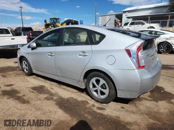 ✅ 2015 Toyota Prius Two • VIN: JTDKN3DU4F0413637 • Lot: 80126185. Listed on Copart with 115,509 mi. Free auction sales archive from the USA and detailed vehicle history report at DreamBid. Image 2.