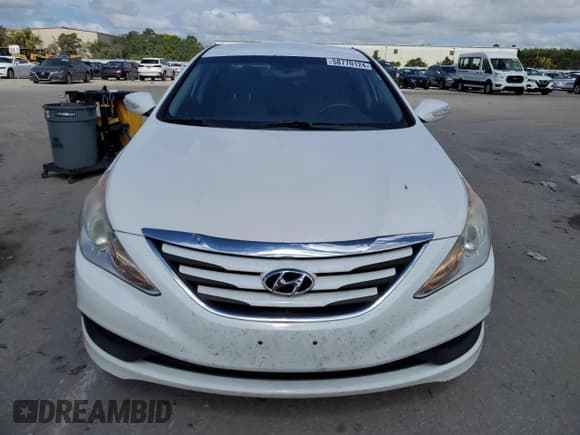 ✅ 2014 Hyundai Sonata GLS • VIN: 5NPEB4AC5EH913931 • Lot: 58770124. Listed on Copart with 153,483 mi. Free auction sales archive from the USA and detailed vehicle history report at DreamBid. Image 5.