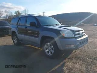 ✅ 2003 Toyota 4Runner SR5 • VIN: JTEBT14RX30002739 • Lot: 43827243. Wystawiony na IAAI z przebiegiem 219 906 mil. Bezpłatny archiwum sprzedaży aukcyjnych z USA i szczegółowy raport historii pojazdu na DreamBid. Zdjęcie 1.