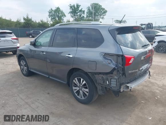 ✅ 2018 Nissan Pathfinder Platinum • VIN: 5N1DR2MM5JC673748 • Лот: 42370217. Опубликован ранее на IAAI с пробегом 120 868 миль. Бесплатный доступ к архиву аукционных продаж из США и подробный отчёт об истории автомобиля на DreamBid. Изображение 3.