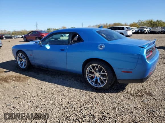 ✅ 2015 Dodge Challenger SRT 392 • VIN: 2C3CDZDJ5FH782295 • Lot: 91179775. Wystawiony na Copart z przebiegiem 24 945 mil. Bezpłatny archiwum sprzedaży aukcyjnych z USA i szczegółowy raport historii pojazdu na DreamBid. Zdjęcie 2.