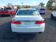✅ 2015 Honda Accord EX-L • VIN: 1HGCR3F82FA009112 • Lot: 43499228. Wystawiony na IAAI z przebiegiem 133 093 mil. Bezpłatny archiwum sprzedaży aukcyjnych z USA i szczegółowy raport historii pojazdu na DreamBid. Zdjęcie 16.