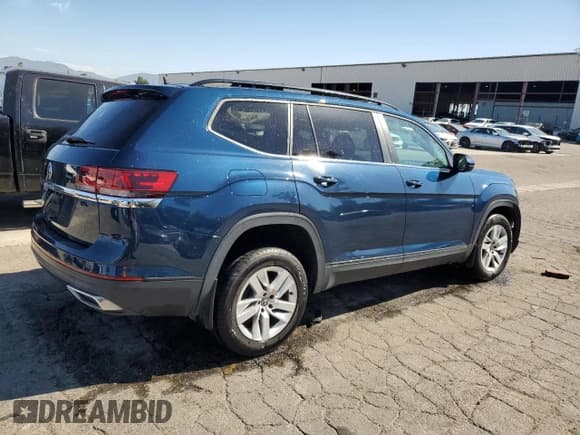 ✅ 2021 Volkswagen Atlas S • VIN: 1V2AP2CA9MC508471 • Lot: 52980105. Listed on Copart with 77,074 mi. Free auction sales archive from the USA and detailed vehicle history report at DreamBid. Image 3.