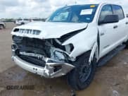 ✅ 2019 Toyota Tundra SR5 • VIN: 5TFDY5F16KX855593 • Lot: 42039433. Wystawiony na IAAI z przebiegiem Nie podano. Bezpłatny archiwum sprzedaży aukcyjnych z USA i szczegółowy raport historii pojazdu na DreamBid. Zdjęcie 6.