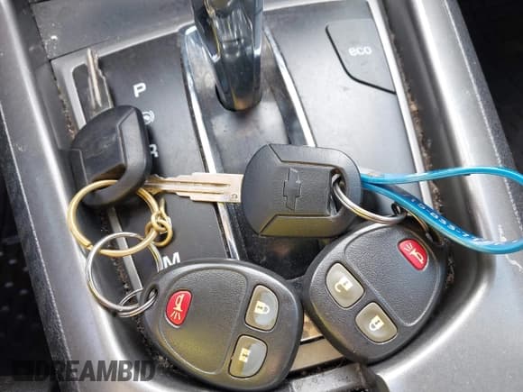 ✅ 2012 Chevrolet Captiva Sport LS • VIN: 3GNAL2EK2CS657016 • Lot: 42851752. Wystawiony na IAAI z przebiegiem 147 273 mil. Bezpłatny archiwum sprzedaży aukcyjnych z USA i szczegółowy raport historii pojazdu na DreamBid. Zdjęcie 11.