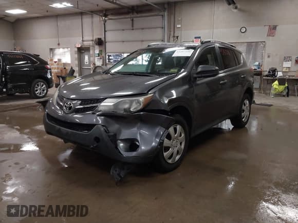 ✅ 2013 Toyota RAV4 LE • VIN: 2T3BFREVXDW068775 • Lot: 43187216. Listed on IAAI with 251,807 mi. Free auction sales archive from the USA and detailed vehicle history report at DreamBid. Image 17.
