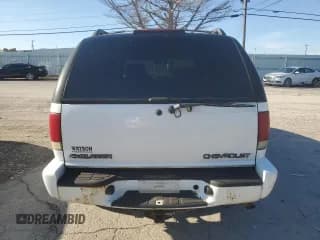 ✅ 2000 Chevrolet Blazer LS • VIN: 1GNDT13W7YK154100 • Lot: 86361034. Wystawiony na Copart z przebiegiem Nie podano. Bezpłatny archiwum sprzedaży aukcyjnych z USA i szczegółowy raport historii pojazdu na DreamBid. Zdjęcie 6.