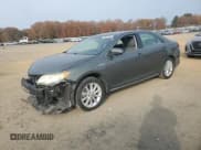 ✅ 2013 Toyota Camry LE • VIN: 4T1BD1FK1DU090667 • Лот: 93661075. Опубликован ранее на Copart с пробегом 259 605 миль. Бесплатный доступ к архиву аукционных продаж из США и подробный отчёт об истории автомобиля на DreamBid. Изображение 1.